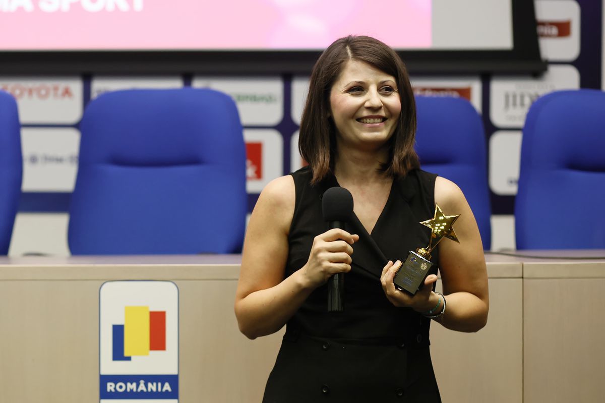 „Trebuie s-o spun p-asta, că n-o știi!” » Dezvăluirea lui Mircea Lucescu pentru Marius Lăcătuș după 40 de ani: „Mi s-a impus să nu te mai iau la națională!”