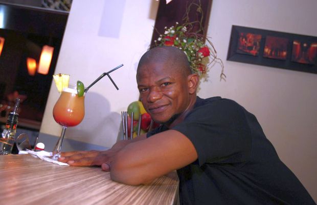 De ce a venit în România jucătorul adus cu petale de trandafiri și covor roșu: „Să se bucure de viața de noapte. Cui nu-i place?!”