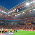 Imagine din timpul momentului de reculegere ținut pe arena lui Galatasaray in memoriam Lucescu. Foto: Imago Images