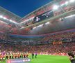Imagine din timpul momentului de reculegere ținut pe arena lui Galatasaray in memoriam Lucescu. Foto: Imago Images