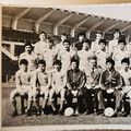 Echipa Corvinului din anii ”80: antrenor Mircea Lucescu, cu Rednic, Andone și Klein, printre alții, printre protagoniști
