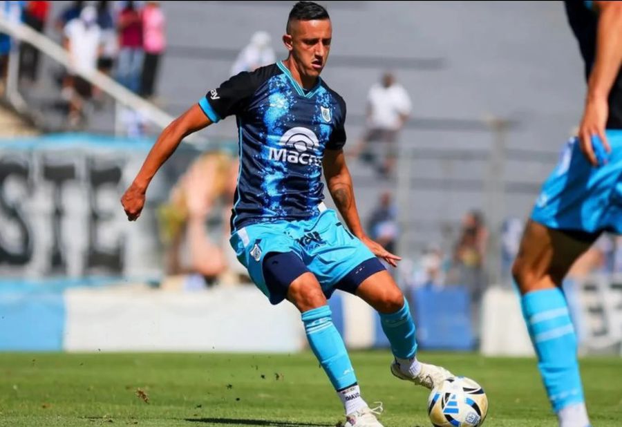 Un fotbalist a strigat în avion: „Bombă, sărim în aer!” » Reacția pasagerilor și cum s-a terminat totul