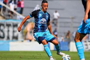 Un fotbalist a strigat în avion: „Bombă, sărim în aer!” » Care a fost reacția pasagerilor și cum s-a terminat totul