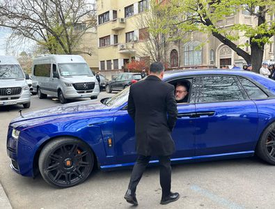 De Paști, Gigi Becali a dat peste cap radarul pe Șoseaua Pipera. Rămas fără permis, acuză polițiștii: „Sunt 4 benzi, cum să merg?!”