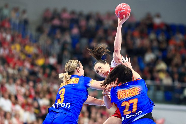 Polonia - România, în EHF Euro Cup // foto: Imago