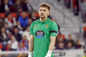Ionuț Radu a fost zdrobit pe teren propriu de penultima din Spania » A luat primul gol în minutul 4: cât s-a terminat