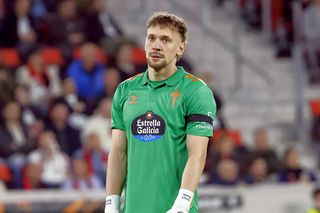 Ionuț Radu a fost zdrobit pe teren propriu de penultima din Spania » A luat primul gol în minutul 4: cât s-a terminat