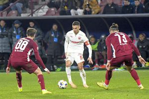 CFR Cluj - Dinamo » Echipele de start: Mazilu și Karamoko, titulari