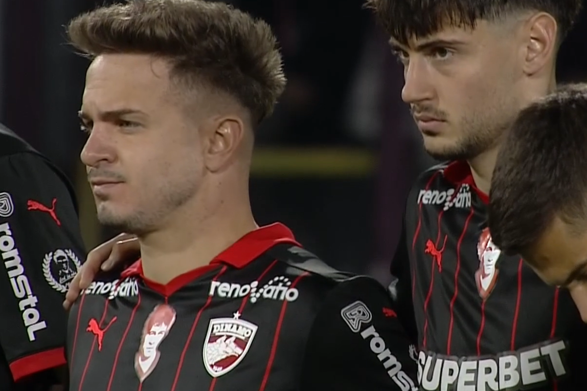 Omagiu în Gruia pentru Mircea Lucescu: Dinamo și-a modificat tricourile de joc