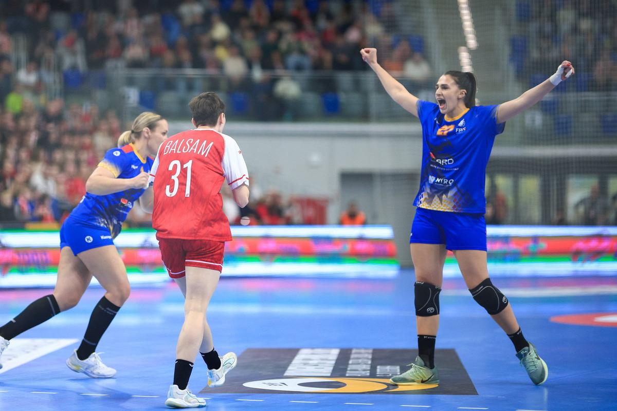 Naționala României a zburdat în Polonia și este în Final Four-ul din Euro Cup » Urmează un test de foc