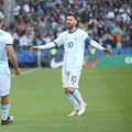 Leo Messi și Kun Aguero sunt prieteni foarte buni în afara terenului // Sursă foto: Getty