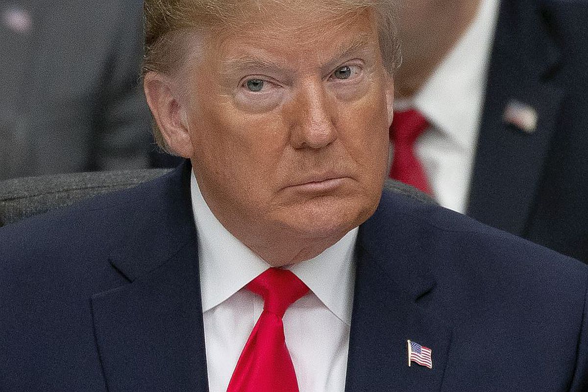 COVID-19. „Ceasul morții lui Trump” » Mesaj înfiorător în Times Square