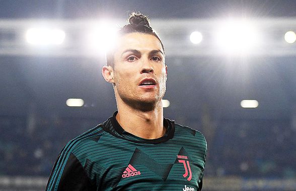 Look de pandemie pentru Cristiano Ronaldo » Lusitanul cere opinia fanilor: „Aprobați?”