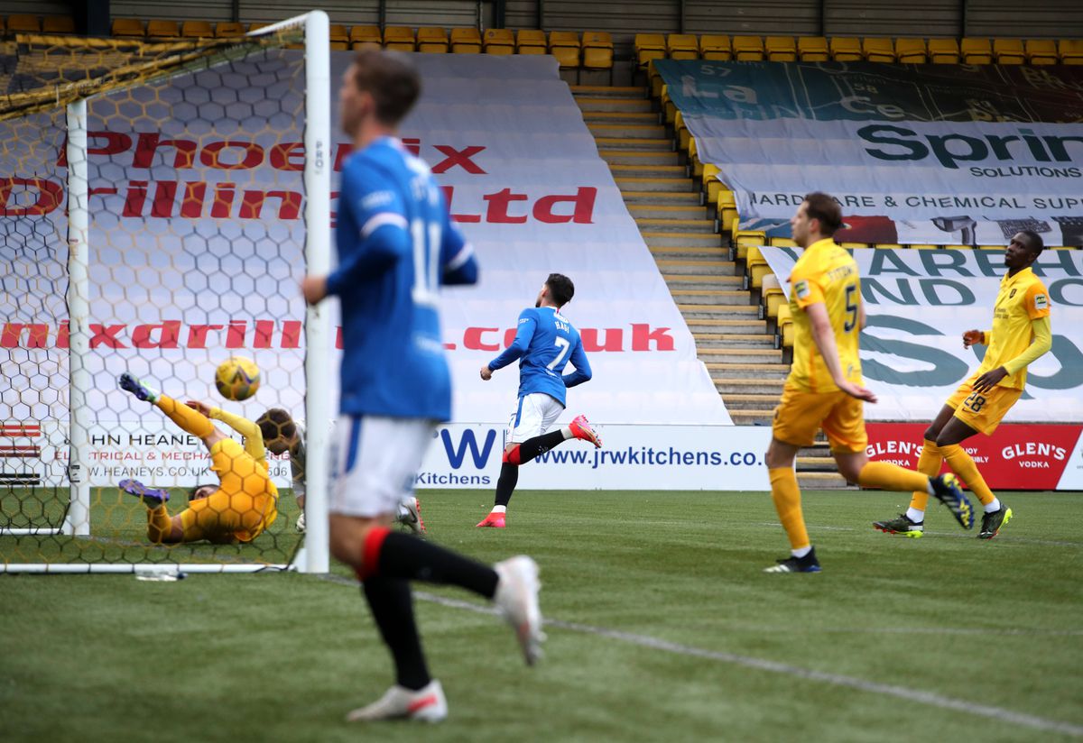 Livingston - Rangers 0-3 » Ianis Hagi, un nou gol pentru Rangers! Campioana Scoției ajunge la 99 de puncte
