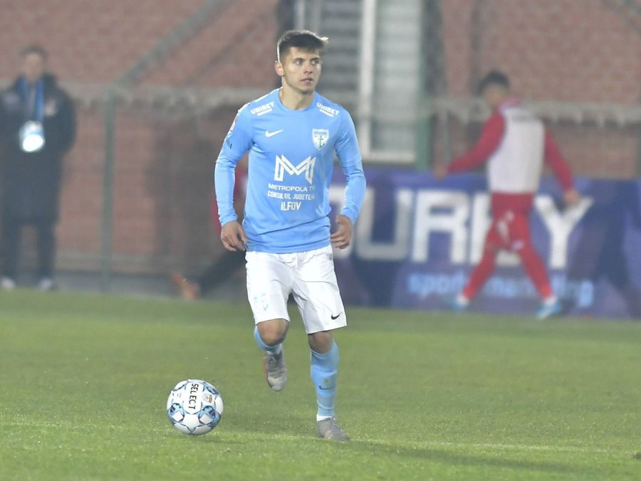 1,3 milioane de euro e cota de piață a lui Ion Gheorghe, conform Transfermarkt L-a refuzat pe Hagi, după ce o altă echipă din Liga 1 i-a oferit de două ori mai mulți bani!