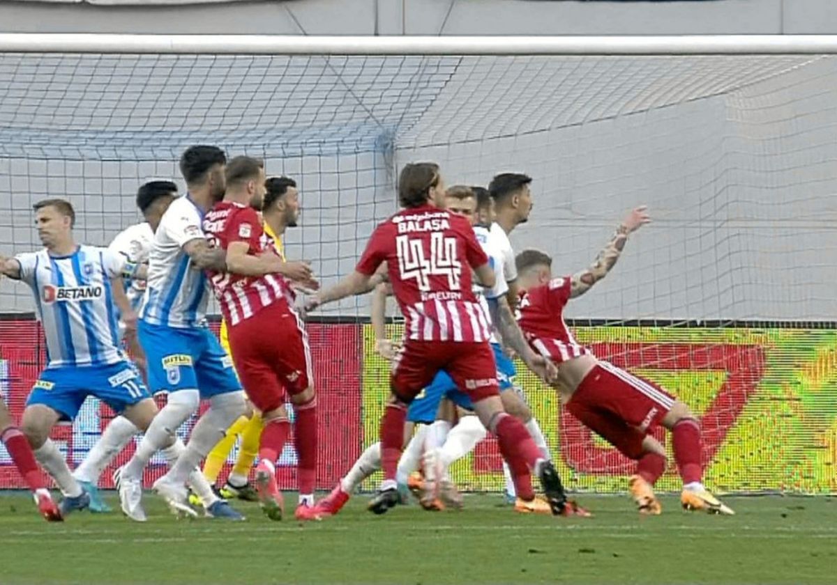 Penalty nedat în prima repriză din CSU Craiova - Sepsi » Mihai Stoica, ironie la adresa lui Feșnic
