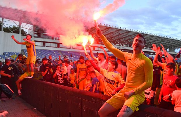 Săracă și înglodată în datorii » Petrolul trăiește din împrumuturi: „Situația e mai gravă decât știți voi!”