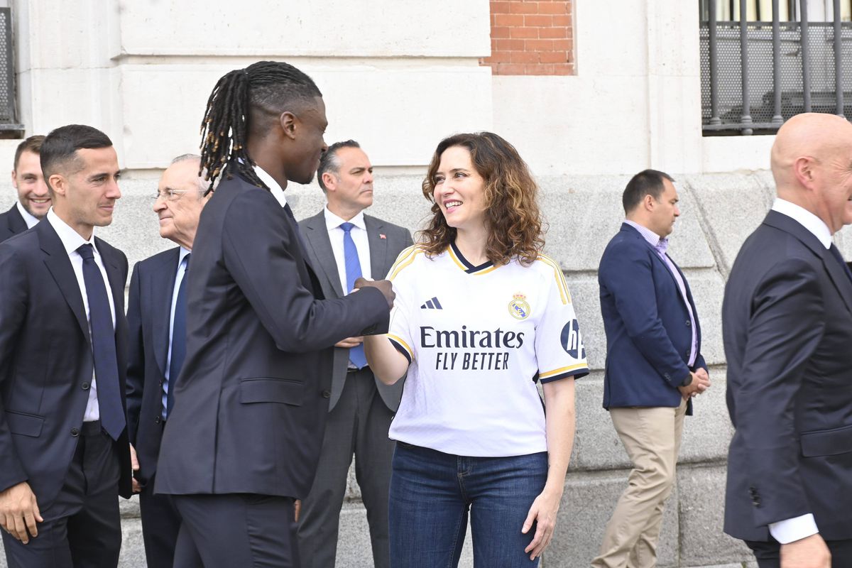 Carlo Ancelotti a făcut show la fiesta lui Real de pe străzile Madridului. Ce vis și-a îndeplinit antrenorul italian!