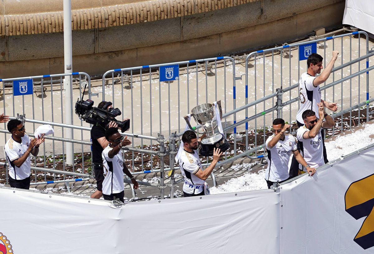 Imagini impresionante de la petrecerea de titlu a Realului