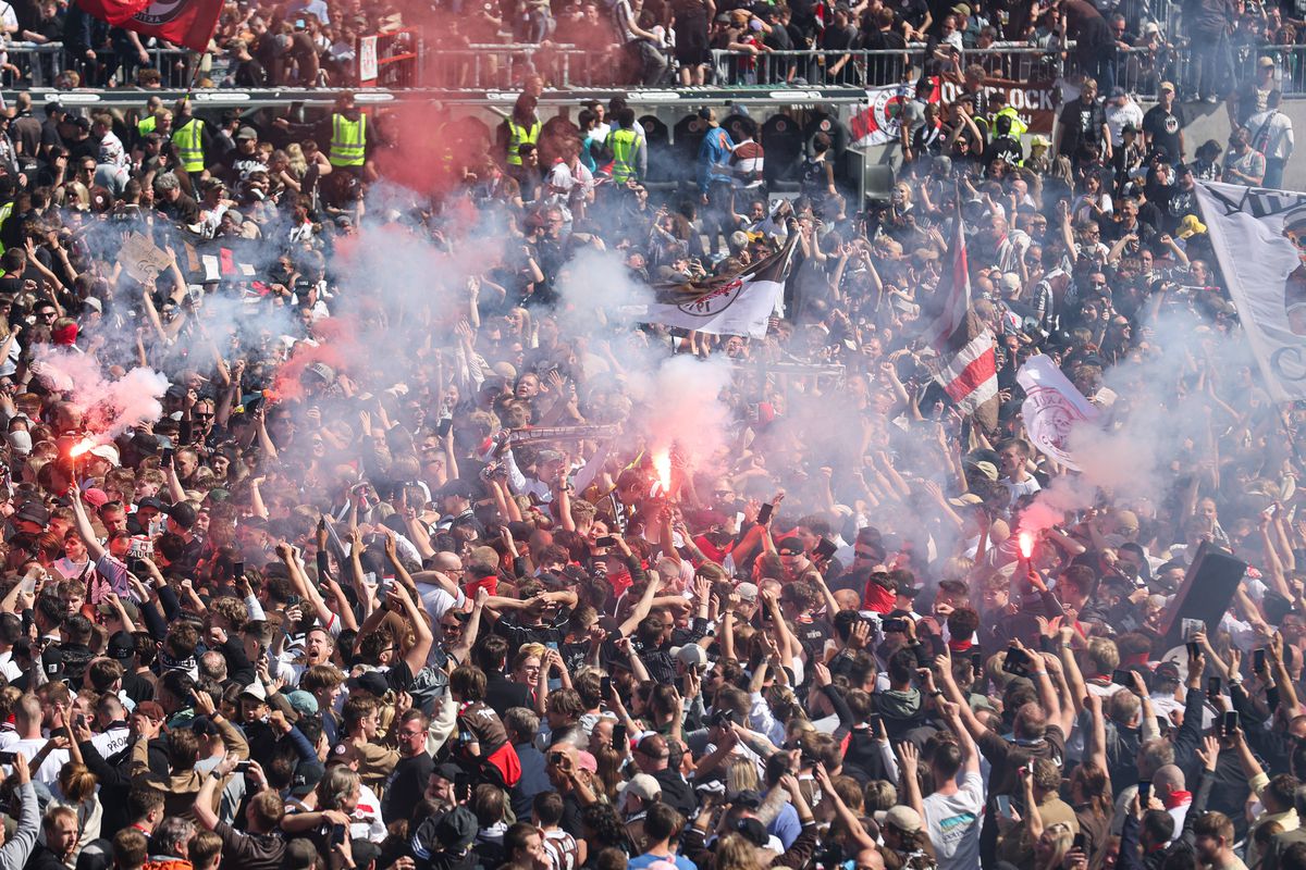 St. Pauli a sărbătorit promovarea