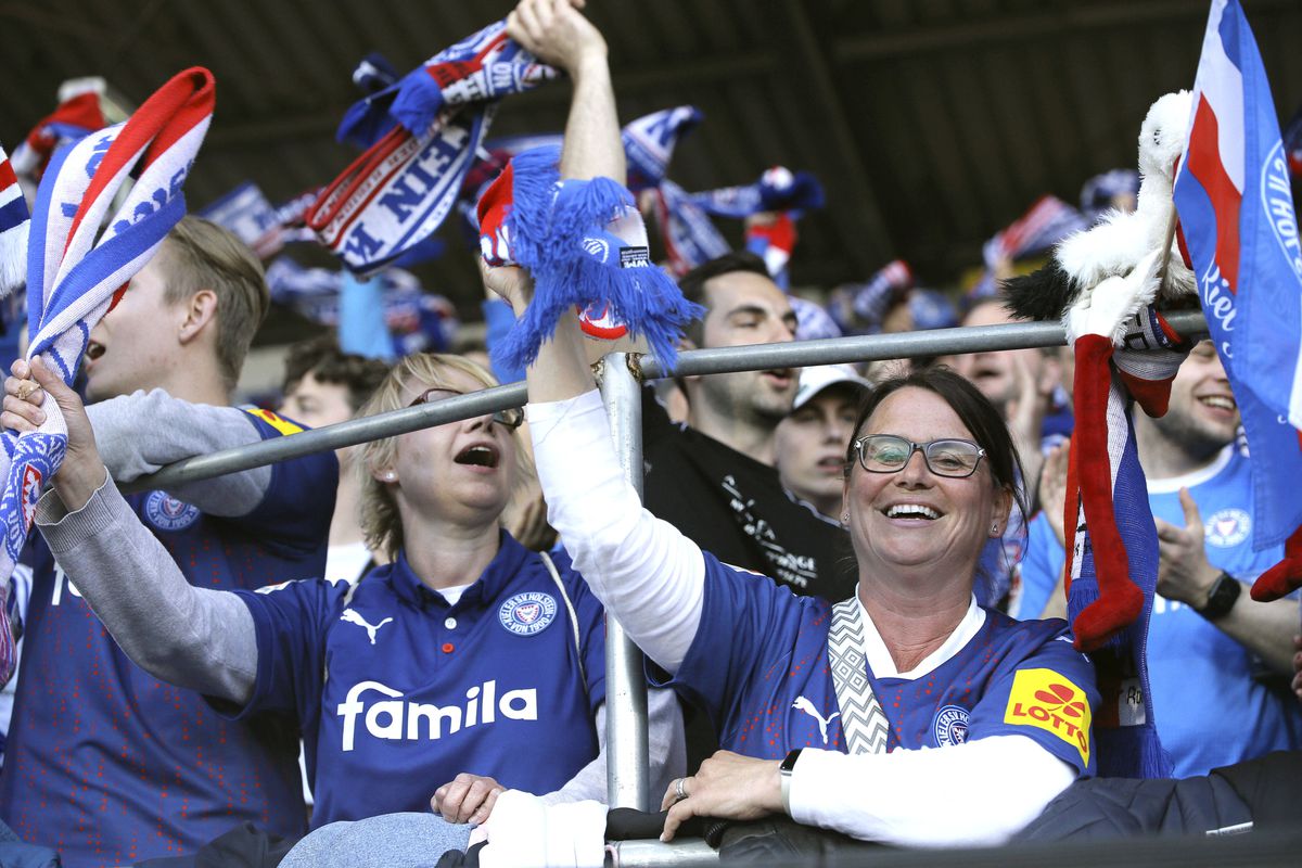 Promovare istorică: au intrat în Bundesliga pentru prima oară! + încă un an ratat pentru Hamburg