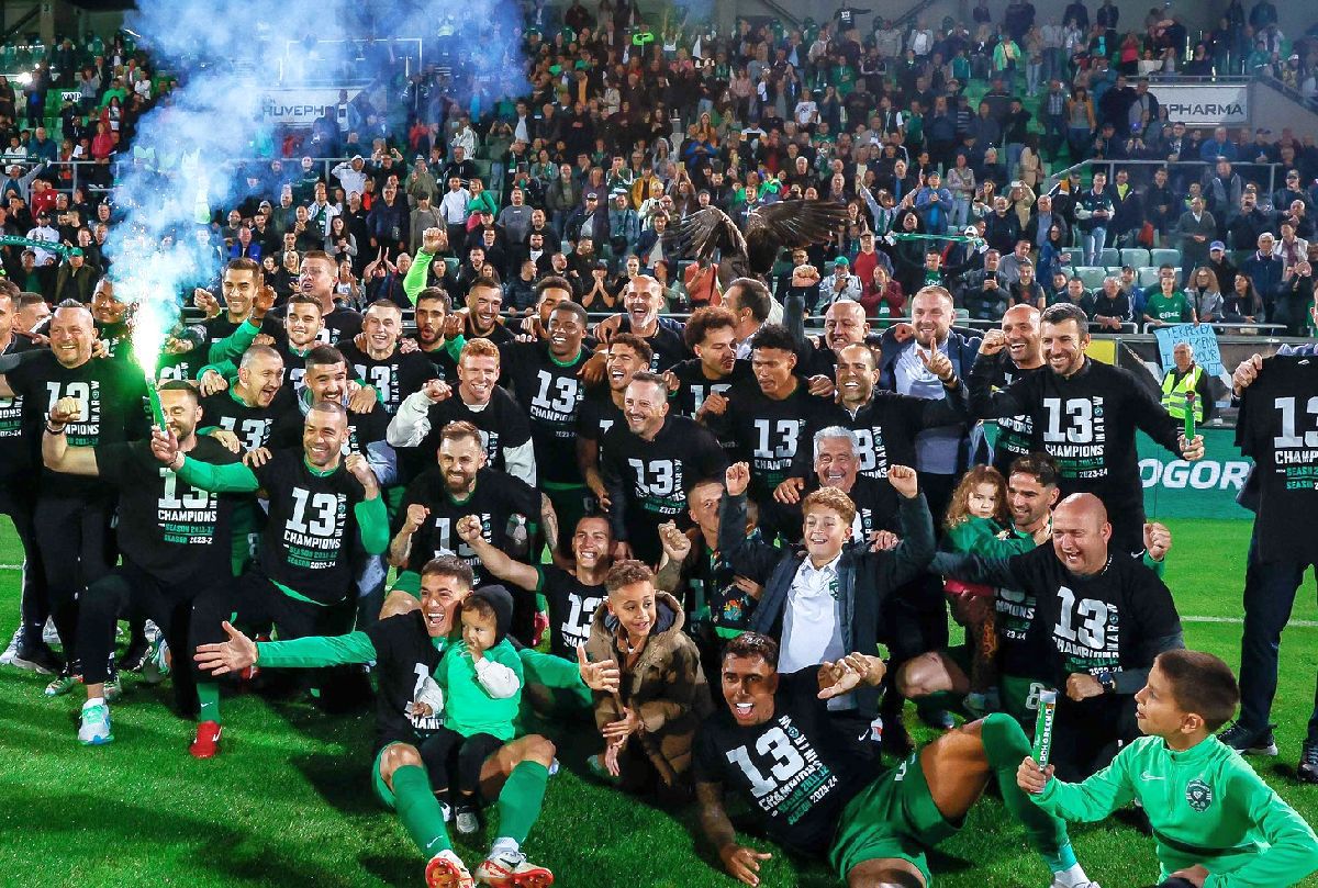 Al 13-lea titlu la rând pentru echipa peste care FCSB poate da în preliminarii » Un român, la „patru ace” în mijlocul petrecerii de pe gazon