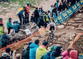 O junioare din Slovenia face senzație la Campionatele Europene de Mountain Bike