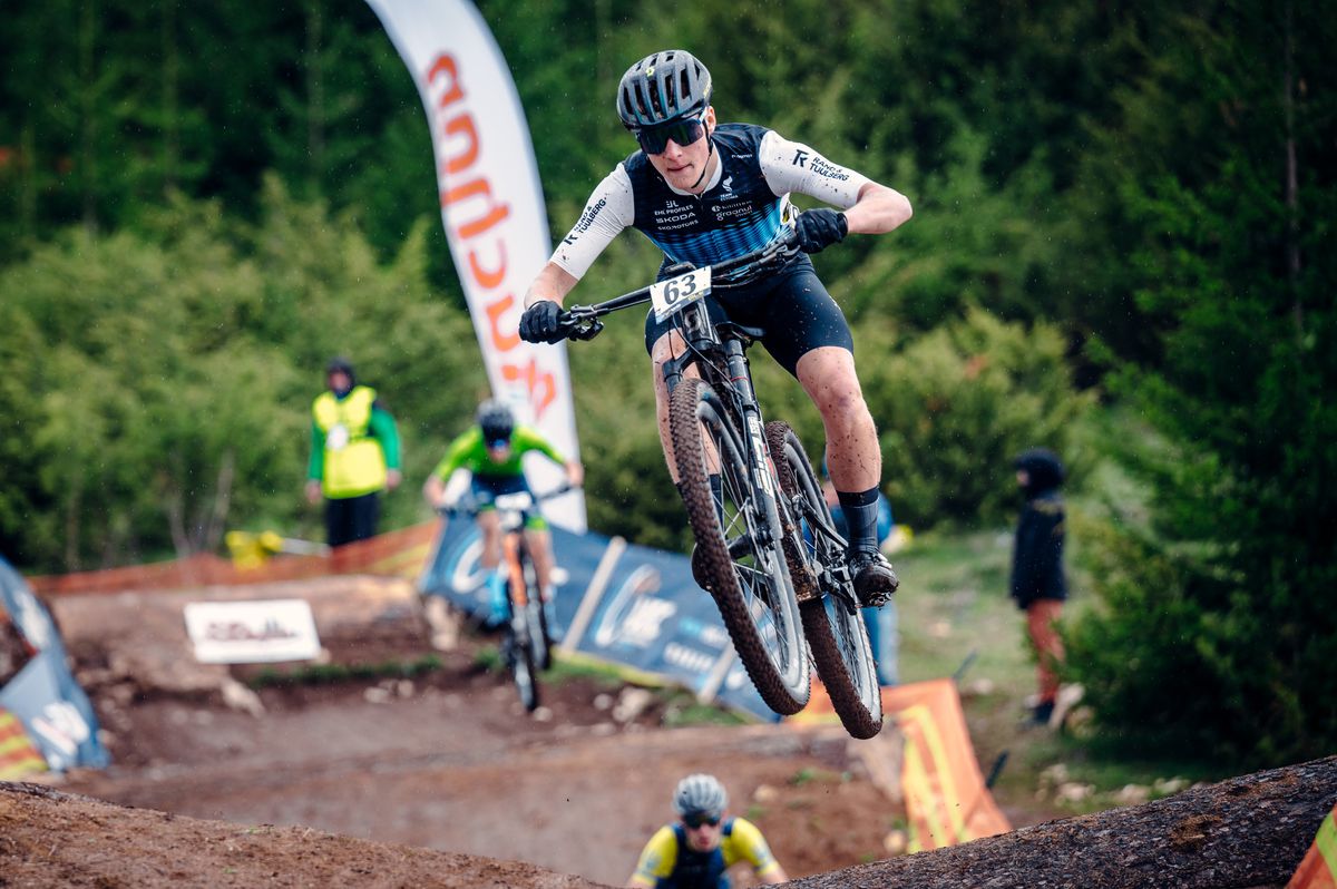 O junioare din Slovenia face senzație la Campionatele Europene de Mountain Bike