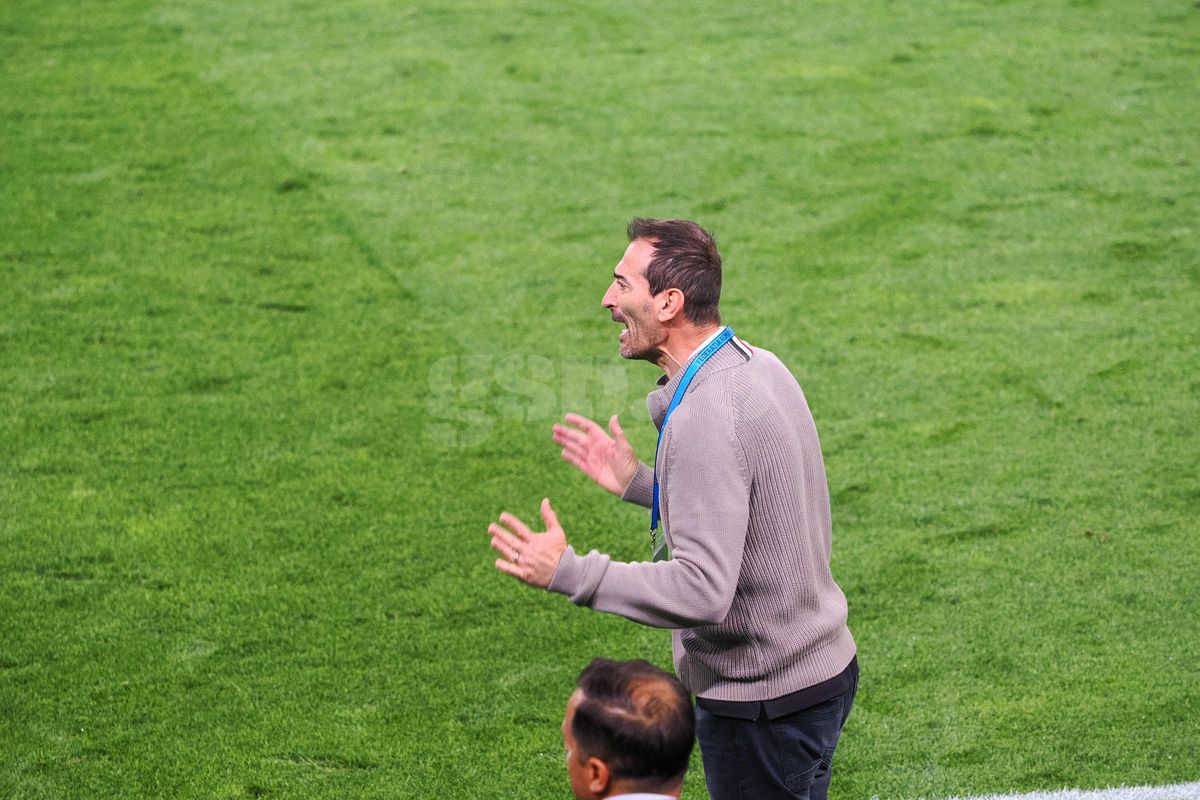 Fotbalistul lui Adrian Mititelu s-a transferat în Superliga: „Îi urăm bun venit în legendarul tricou roș-alb!”