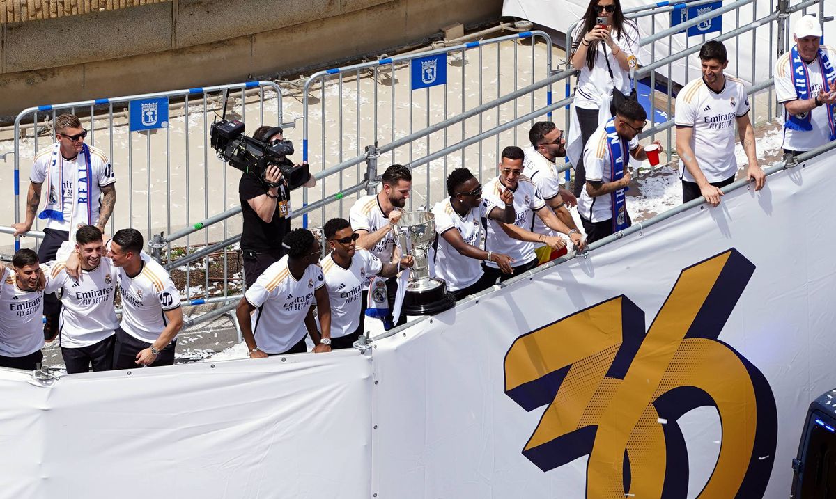 Carlo Ancelotti a făcut show la fiesta lui Real de pe străzile Madridului. Ce vis și-a îndeplinit antrenorul italian!