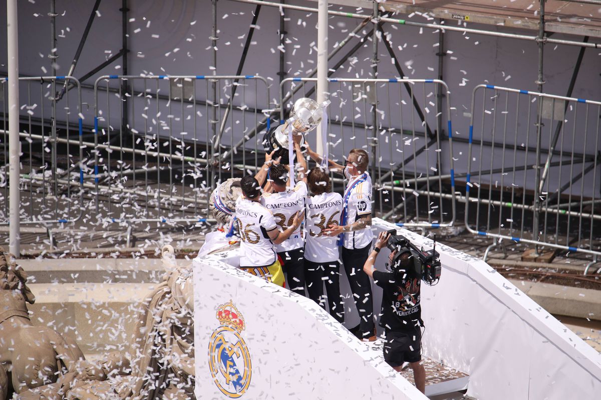 Carlo Ancelotti a făcut show la fiesta lui Real de pe străzile Madridului. Ce vis și-a îndeplinit antrenorul italian!