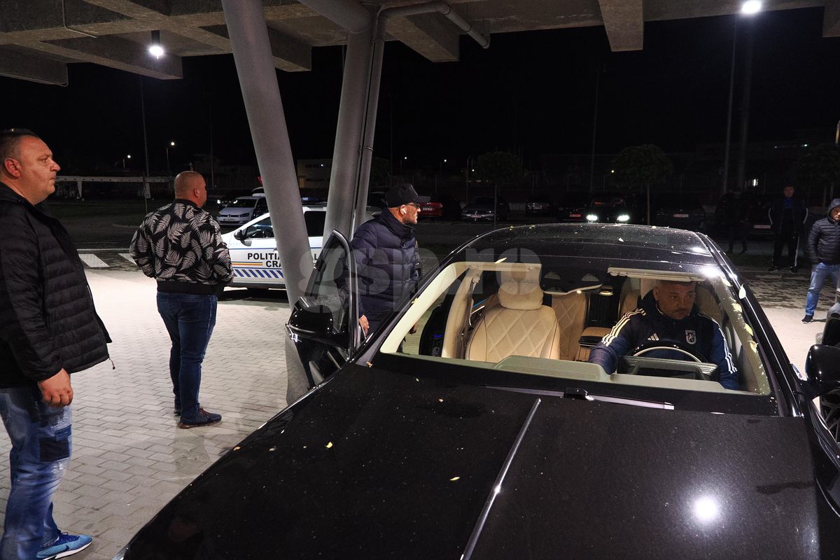 Imagini de la Craiova, după ce FCU a retrogradat