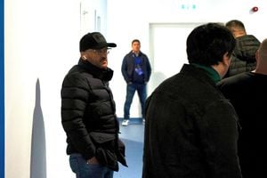 Fostul antrenor de la FCU Craiova dezvăluie cum se implica Mititelu: „Mi-a zis să-l bag, că are 14.000 de euro salariu”