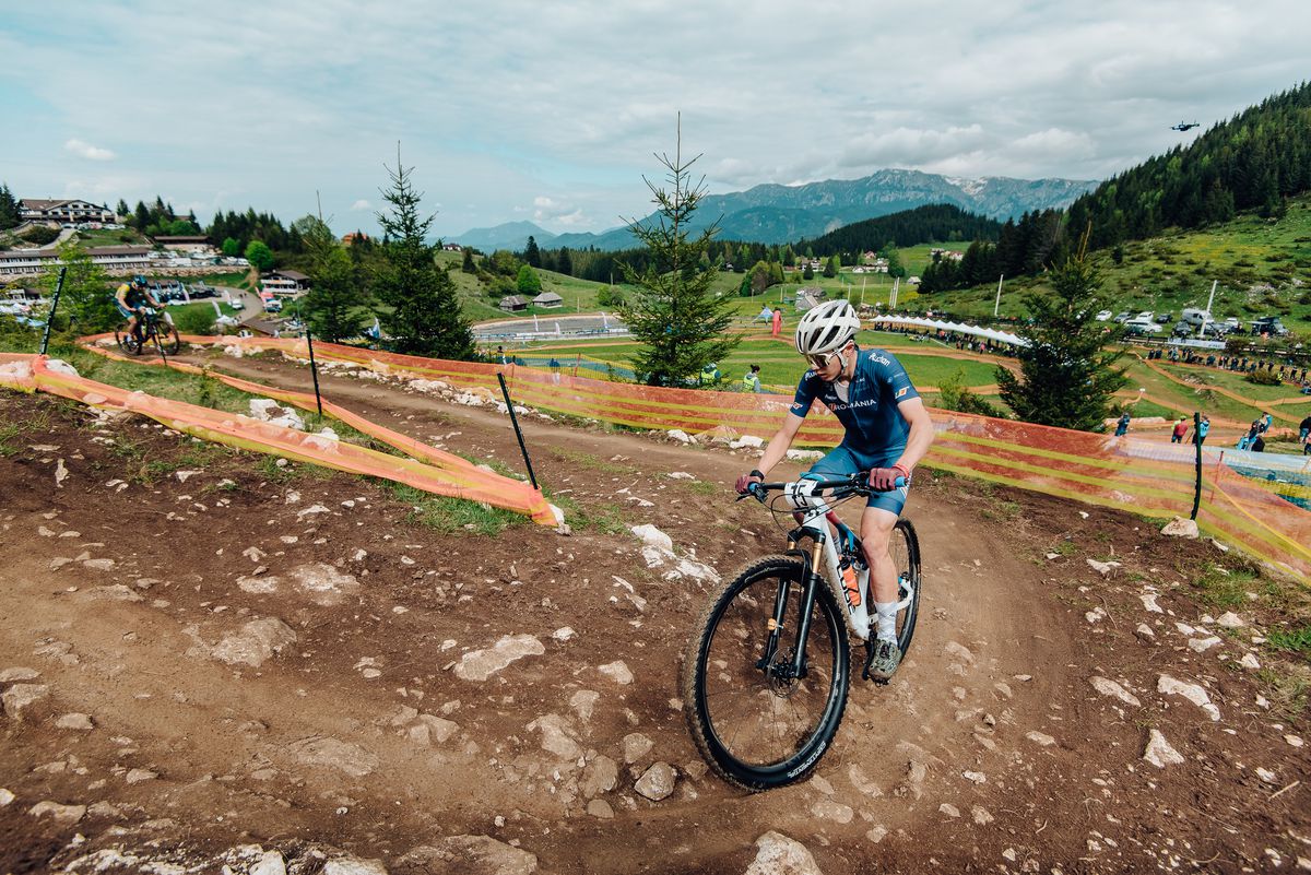 O junioare din Slovenia face senzație la Campionatele Europene de Mountain Bike