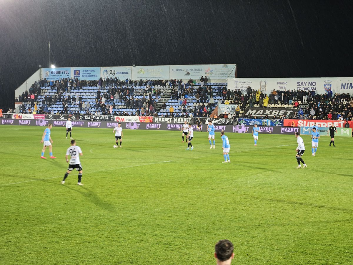 Retrogradatele FCU Craiova și FC Voluntari au un punct comun în acest sezon! Antrenorul care le-a pregătit pe ambele