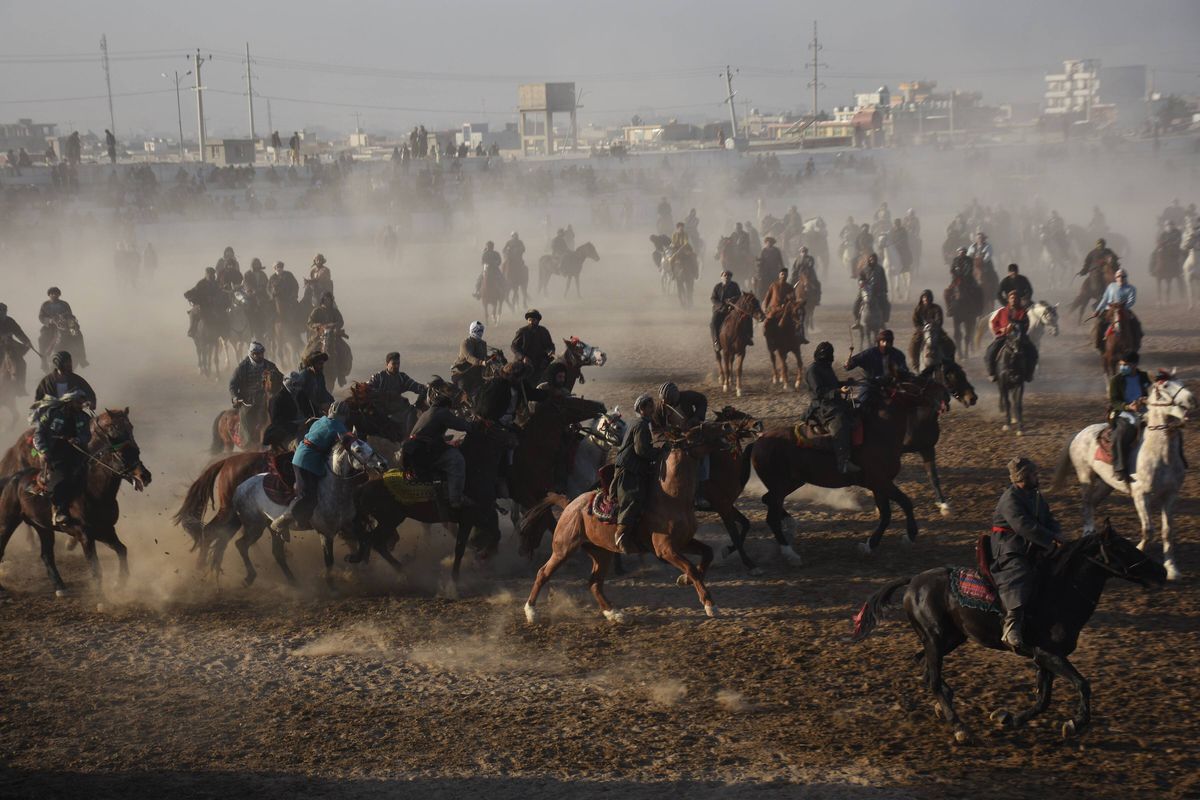 Aruncat cu leșul de capră, da! Șah, nu! Motivul incredibil pentru care talibanii au interzis „sportul minții”