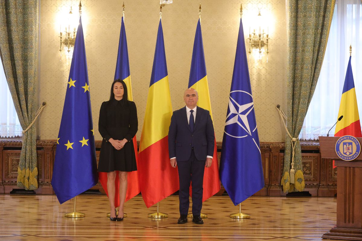 Cristina Neagu, decorată de Ilie Bolojan la Palatul Cotroceni