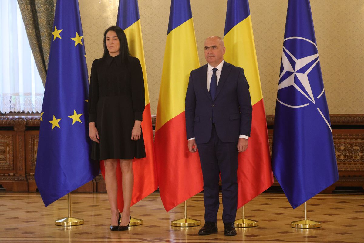 Cristina Neagu, decorată de Ilie Bolojan la Palatul Cotroceni