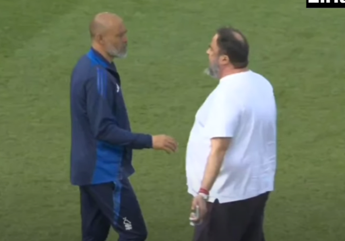 Incalificabil! Patronul Evangelos Marinakis a dat buzna pe teren și a înfruntat antrenorul revelației din Premier League