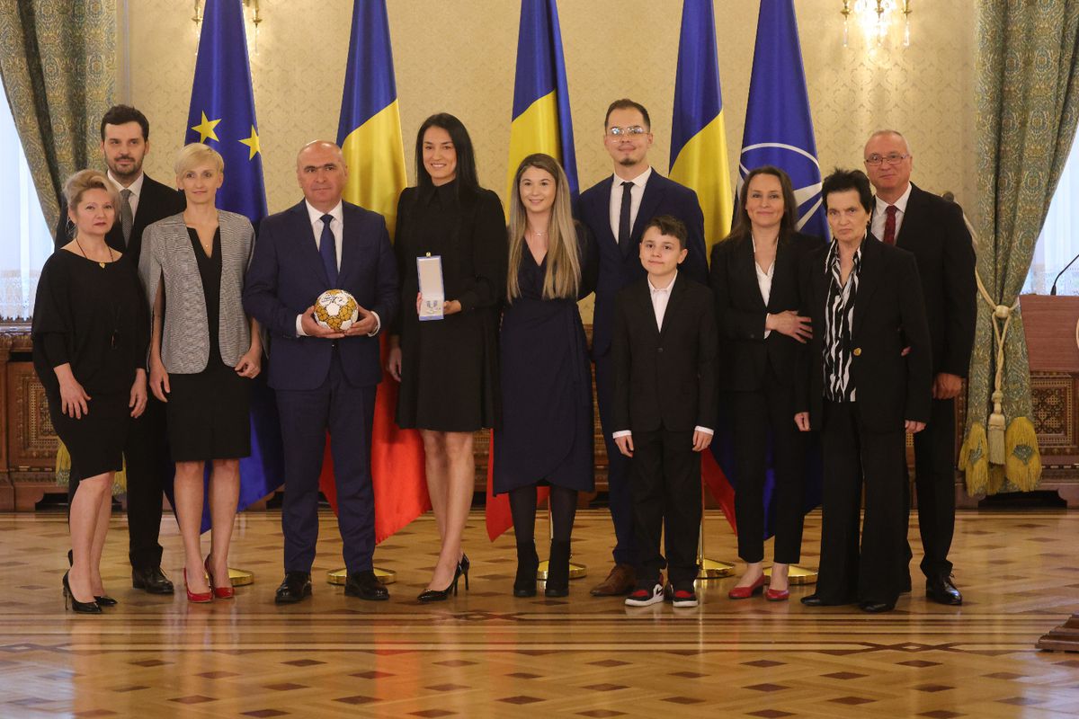 „Cum ar trebui să fie președintele României?” » Cristina Neagu a făcut anunțul înainte de turul 2 al alegerilor prezidențiale