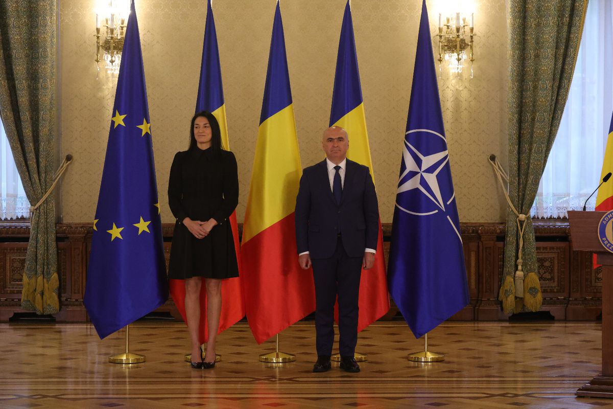 Cristina Neagu, decorată de Ilie Bolojan la Palatul Cotroceni