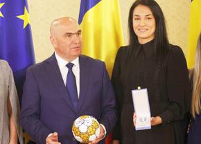 „Cum ar trebui să fie președintele României?” » Cristina Neagu a făcut anunțul înainte de turul 2 al alegerilor prezidențiale