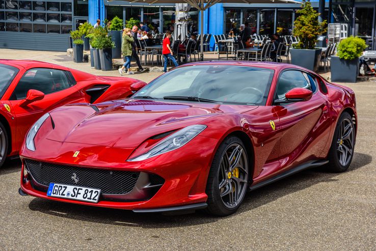 Cum arată Ferrari Superfast 812, noua mașină din colecția atacantului de la Manchester City / foto: Imago
