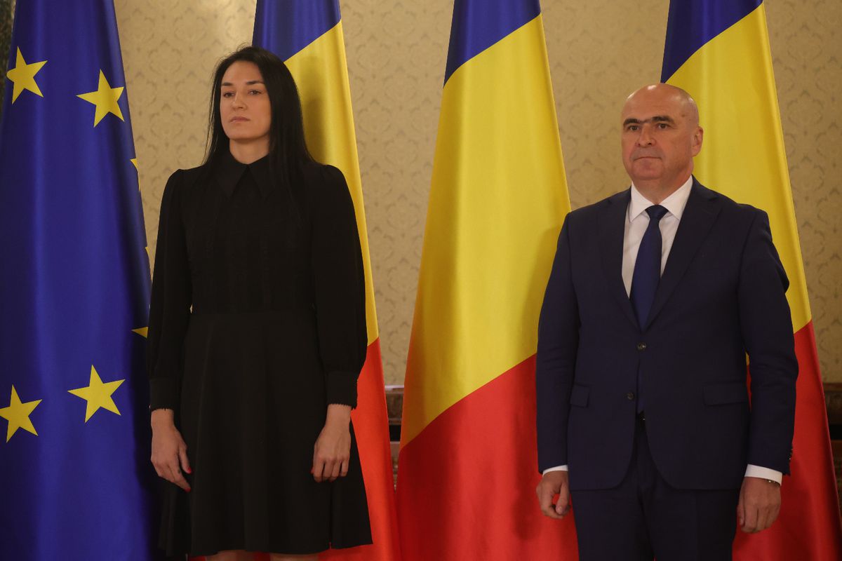Cristina Neagu, decorată de Ilie Bolojan la Palatul Cotroceni