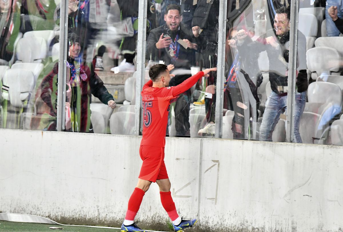 5 detalii de la U Cluj - FCSB » Au sfidat legea în văzul tuturor + revanșa lui Ștefănescu și campionii trimiși la „munca de jos”