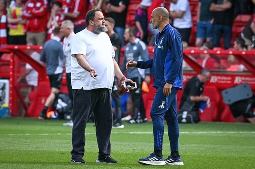 FOTO Incalificabil! Patronul Evangelos Marinakis a dat buzna pe teren și a înfruntat antrenorul revelației din Premier League