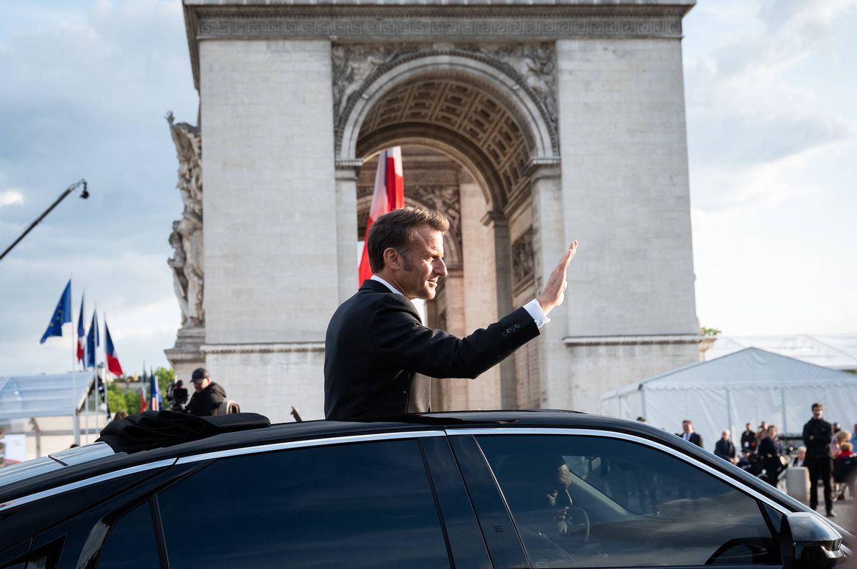 Cum arată mașina de care se va folosi Emmanuel Macron