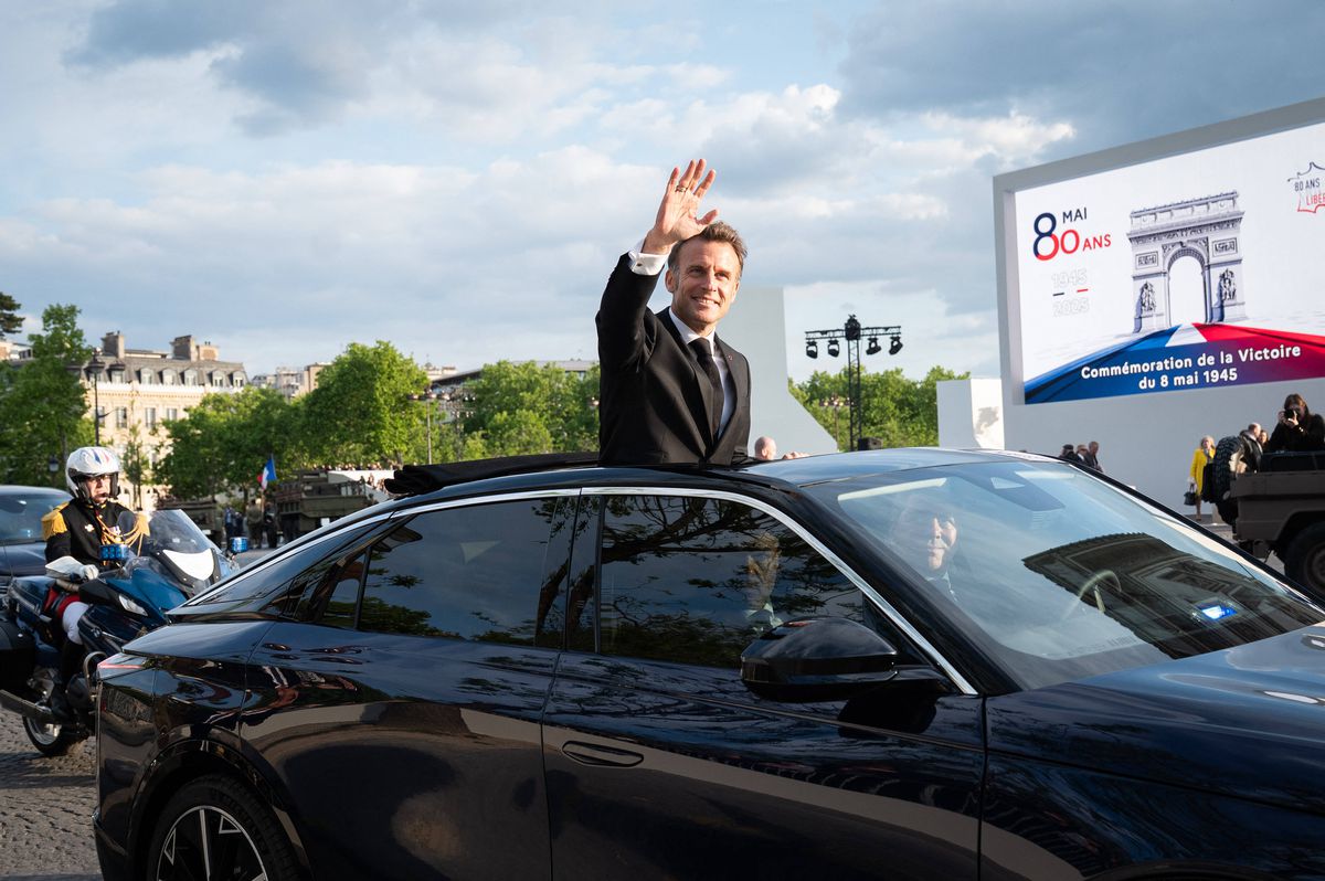 Președintele Franței va avea o mașină unică în lume! Imagini senzaționale cu SUV-ul electric