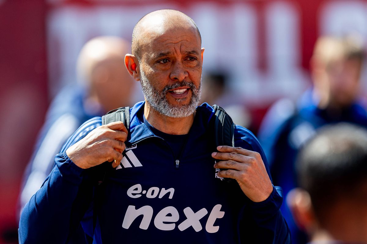 Nottingham Forest - Leicester // Evangelis Marinakis a coborât pe teren să îl mustreze pe Nuno Espirito Santo