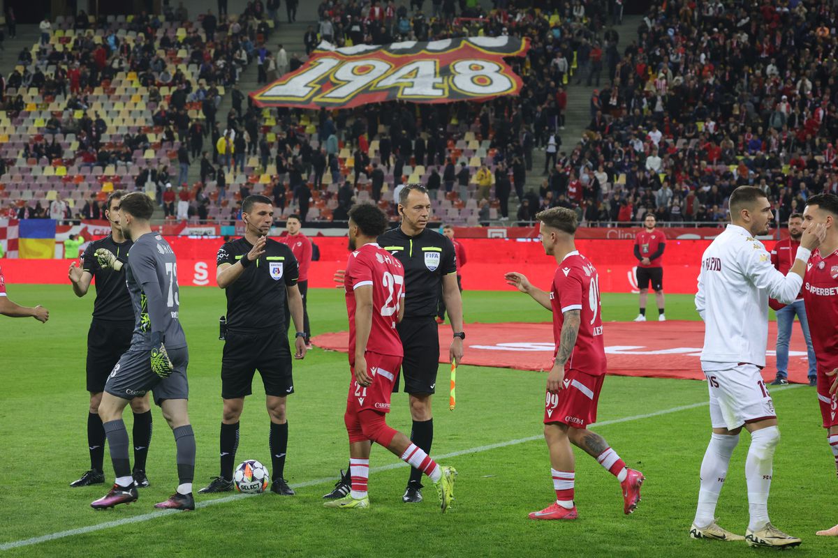 Marius Șumudică a calculat în procente ce șanse mai are Rapid la cupele europene + „Cel mai bun transfer” nu mai joacă deloc: „Zici că e Tyson”